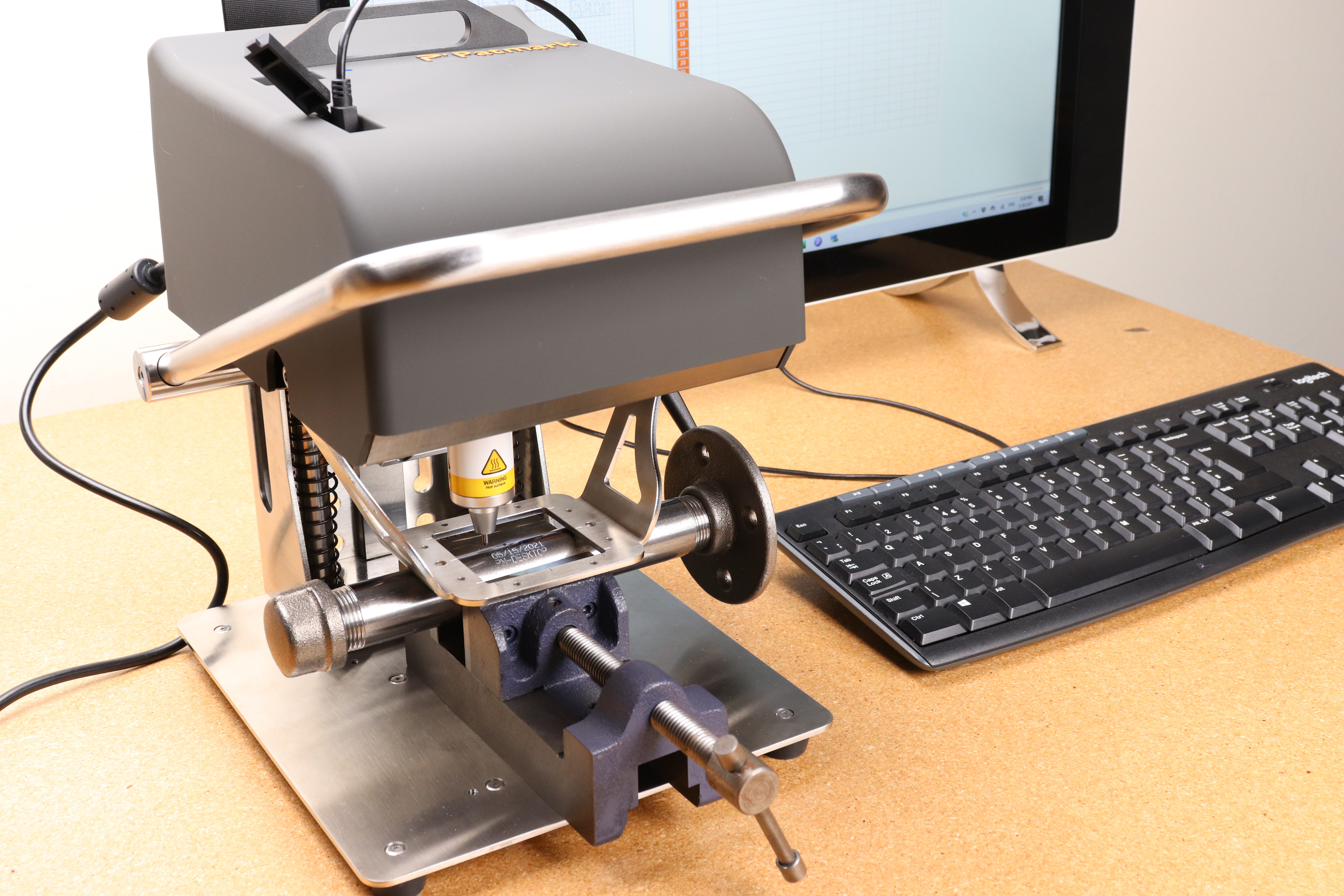 Máquina de Gravação Portátil à Bateria Patmark